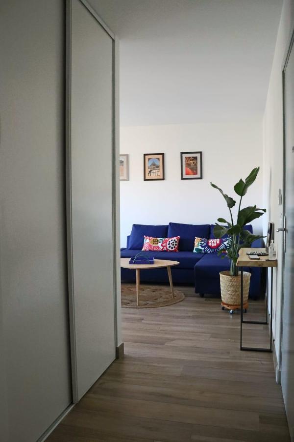 Uzes Centre La Terrasse Des Capucines Avec Garage Privee Apartment Exterior photo
